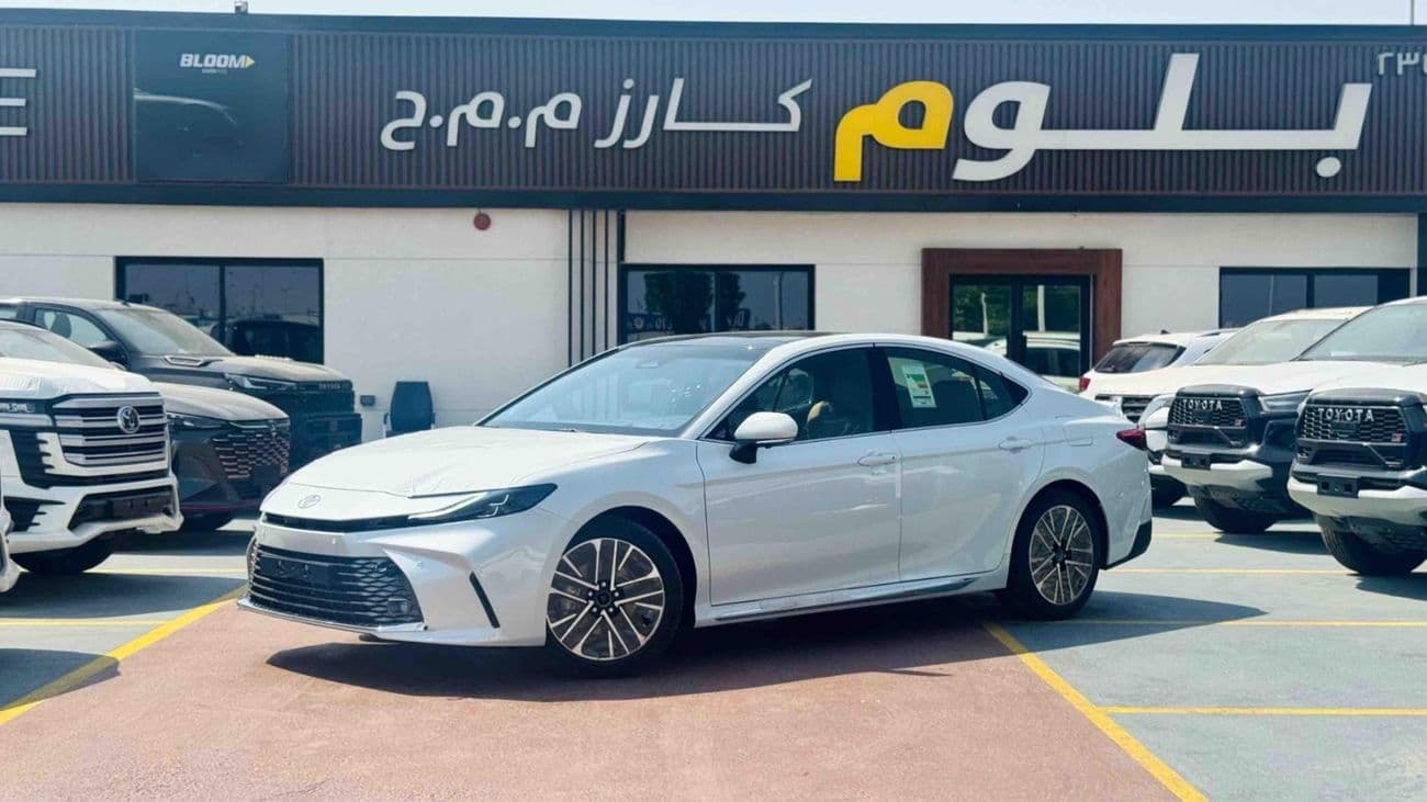 2026 Toyota Camry LIMITED HEV