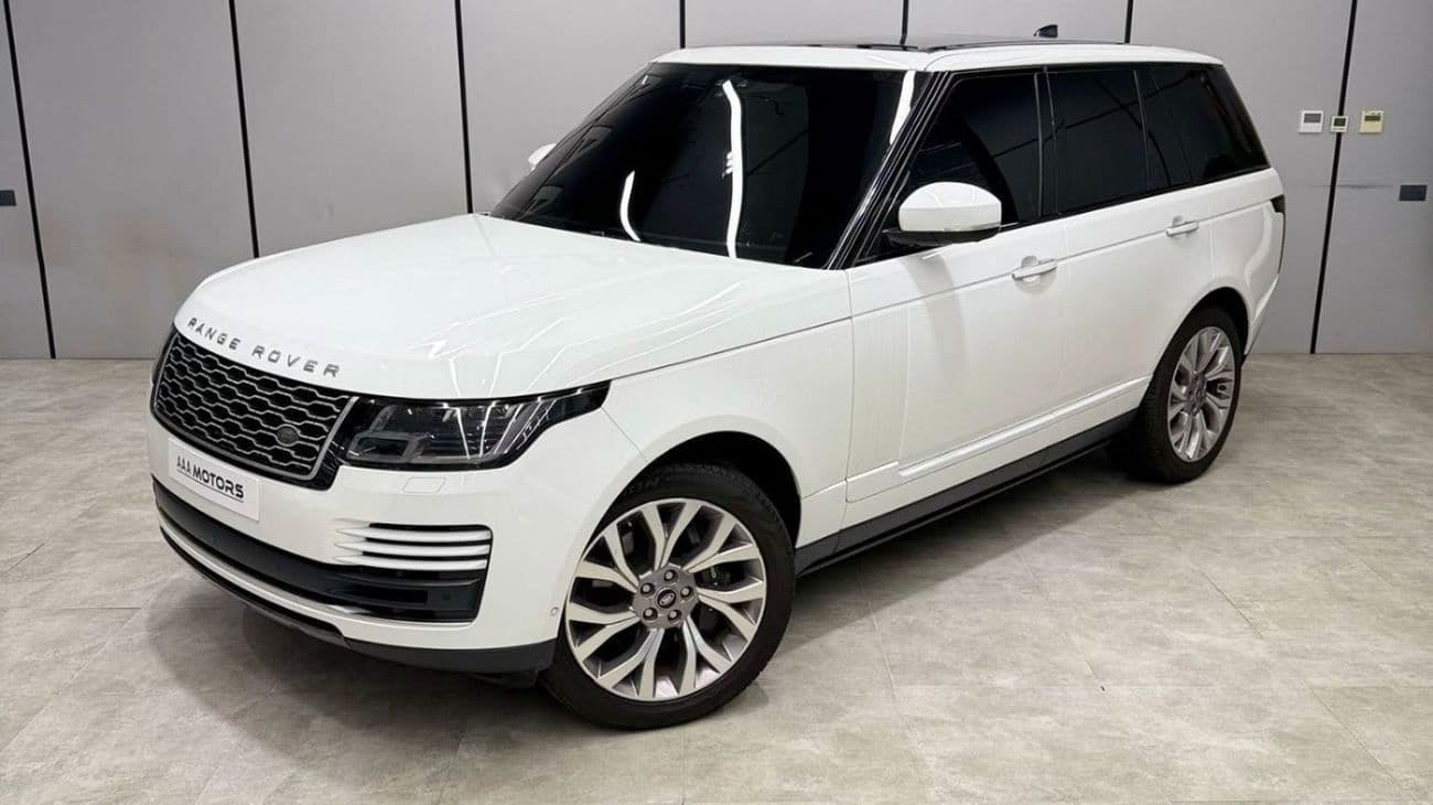 2020 Land Rover Range Rover SE thumbnail 3