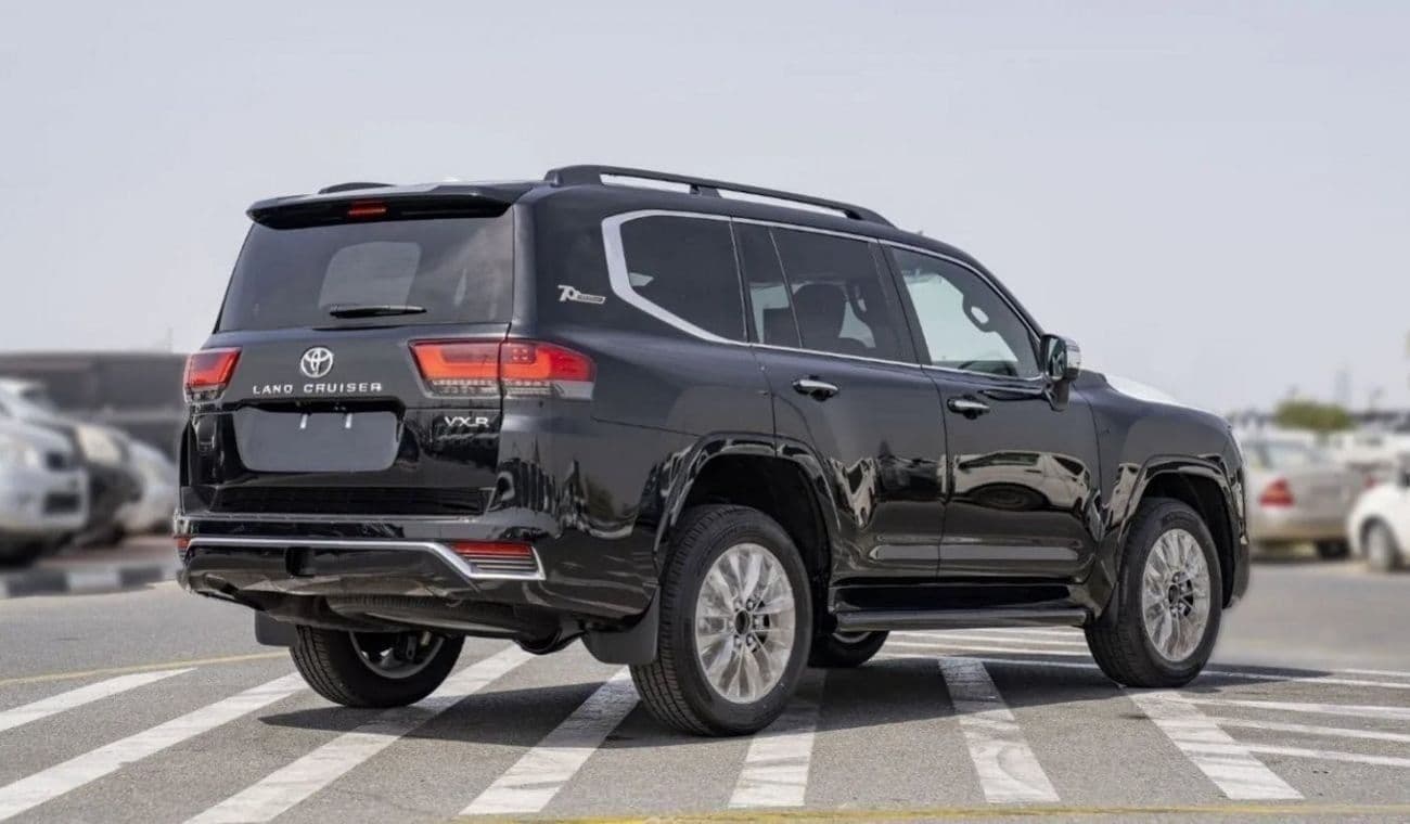 2026 Toyota Land Cruiser VXR thumbnail 4