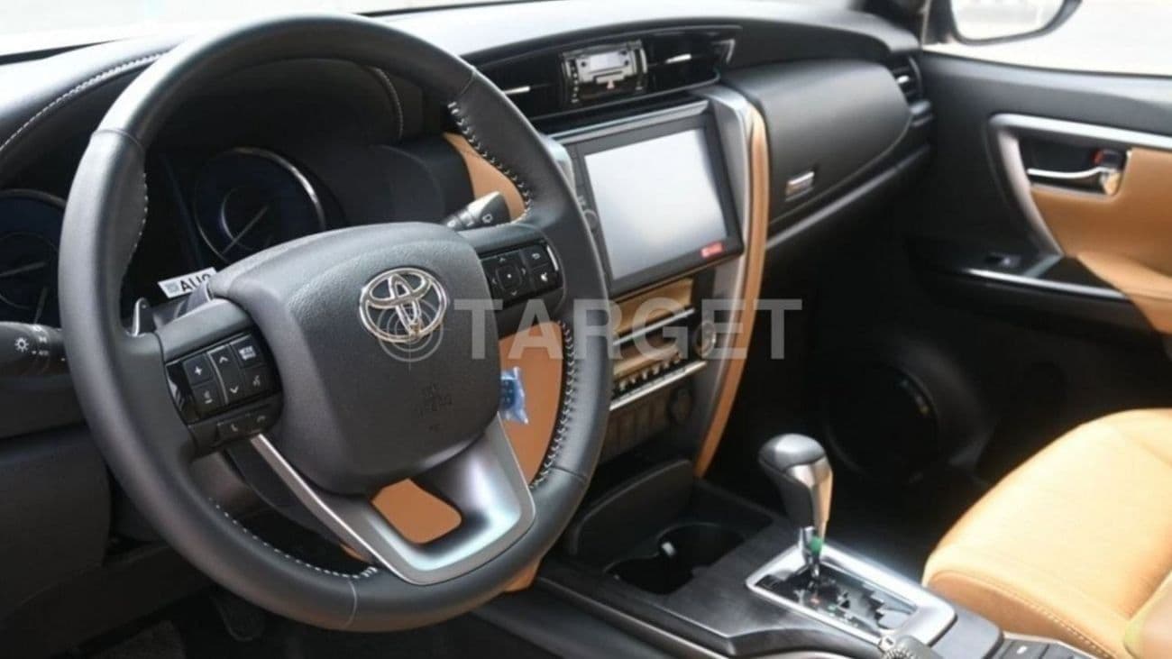 2025 Toyota Fortuner EXR thumbnail 7