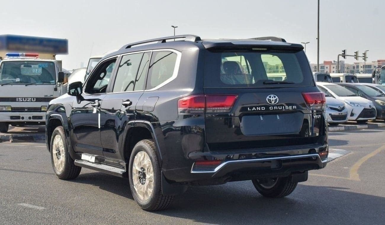 2026 Toyota Land Cruiser VXR thumbnail 6