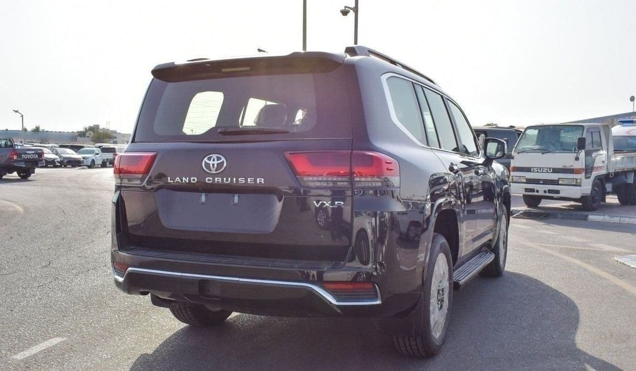2026 Toyota Land Cruiser VXR thumbnail 7