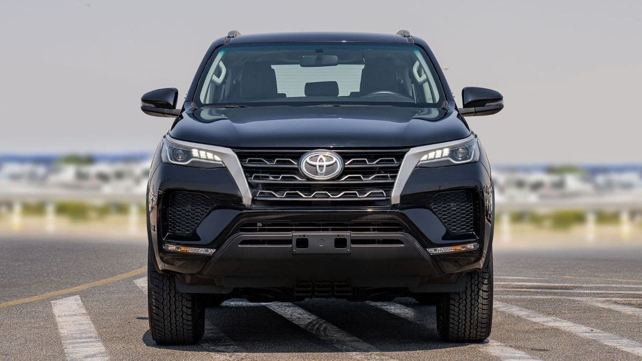 2025 Toyota Fortuner EXR thumbnail 2