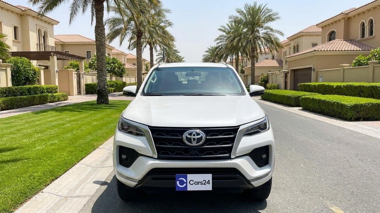2024 Toyota Fortuner EXR thumbnail 6