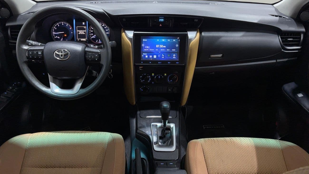 2024 Toyota Fortuner EXR thumbnail 7
