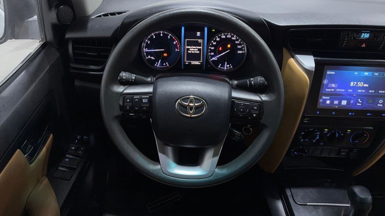 2024 Toyota Fortuner EXR thumbnail 8