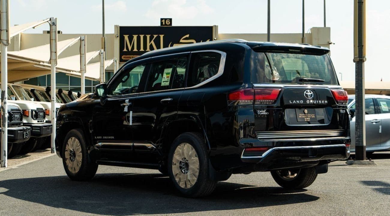 2026 Toyota Land Cruiser VXR thumbnail 4