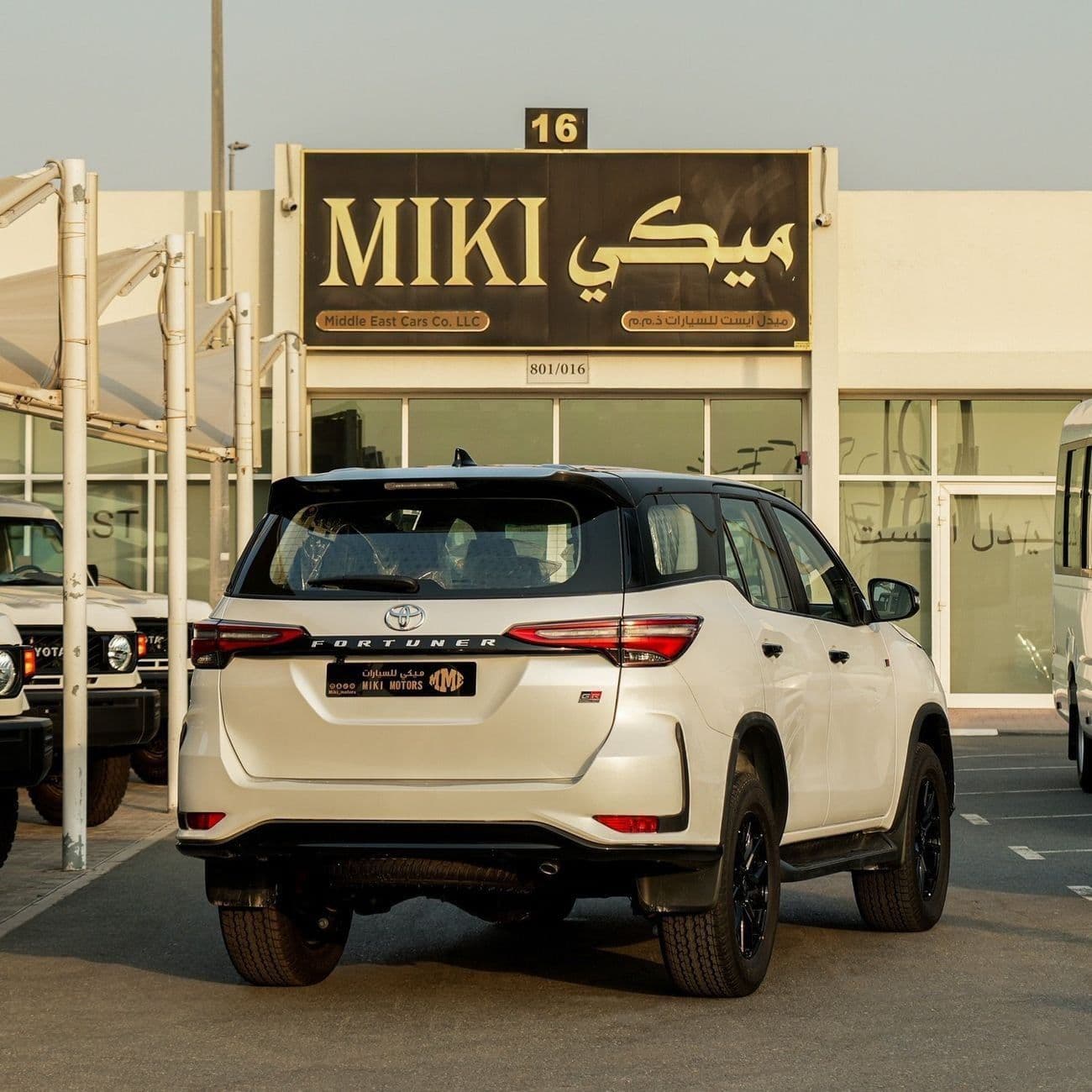 2026 Toyota Fortuner VXR thumbnail 4