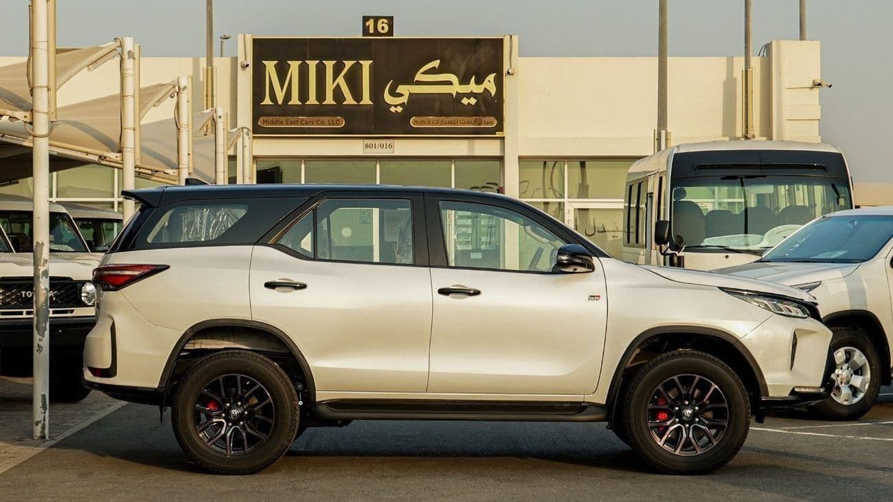 2026 Toyota Fortuner VXR thumbnail 7