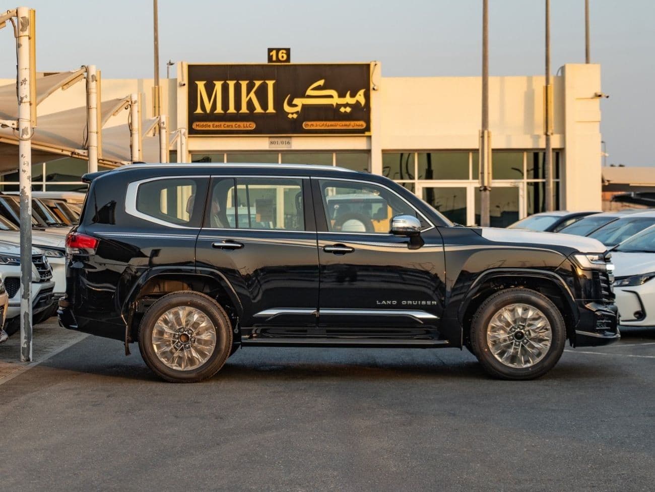 2026 Toyota Land Cruiser VXR thumbnail 5