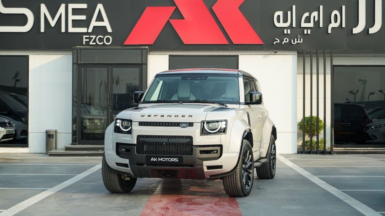 2026 Land Rover Defender OCTA thumbnail 3