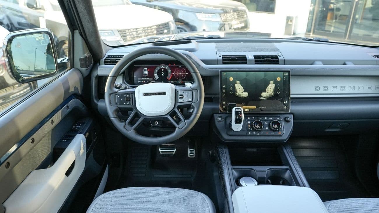 2026 Land Rover Defender thumbnail 8
