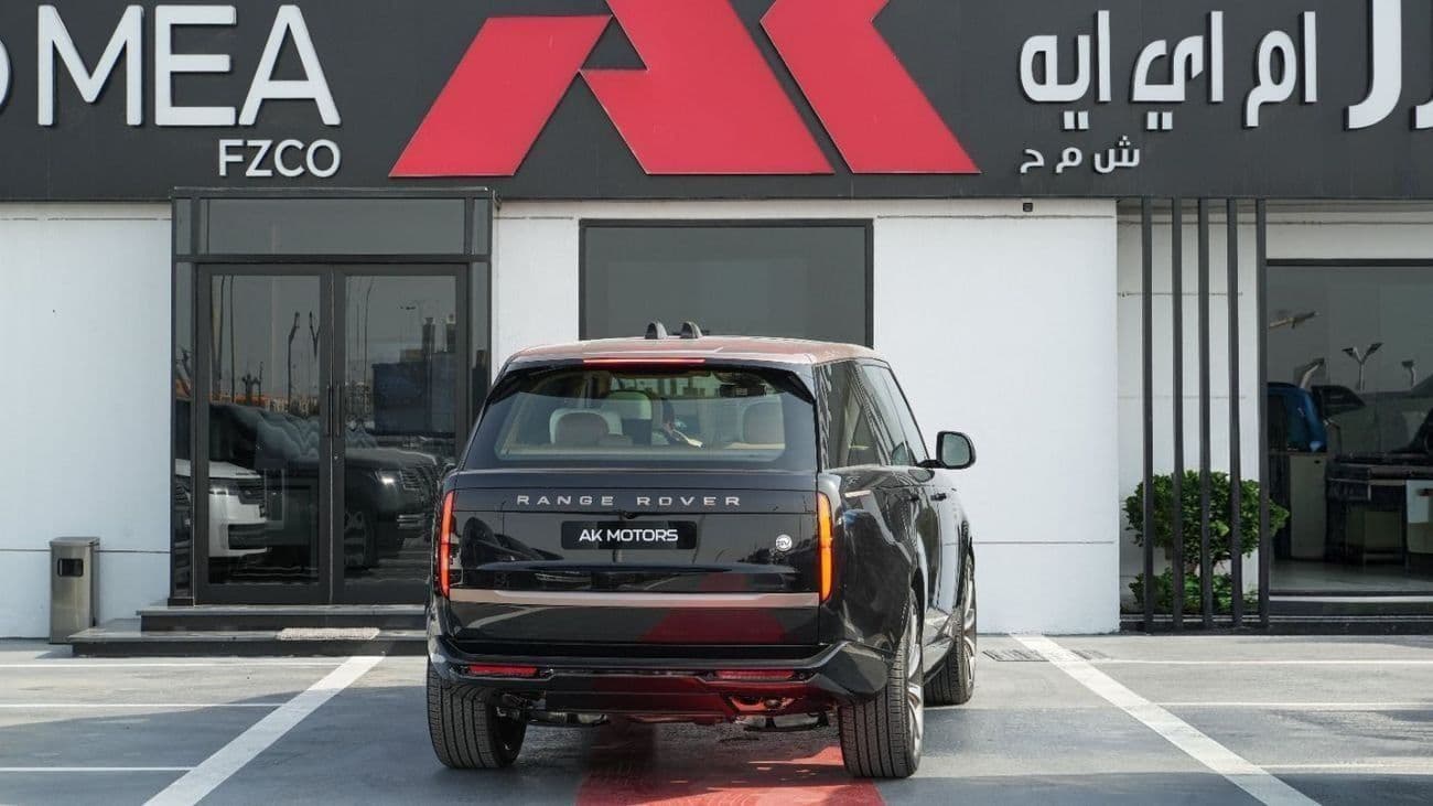2026 Land Rover Range Rover SV SWB P615 thumbnail 6