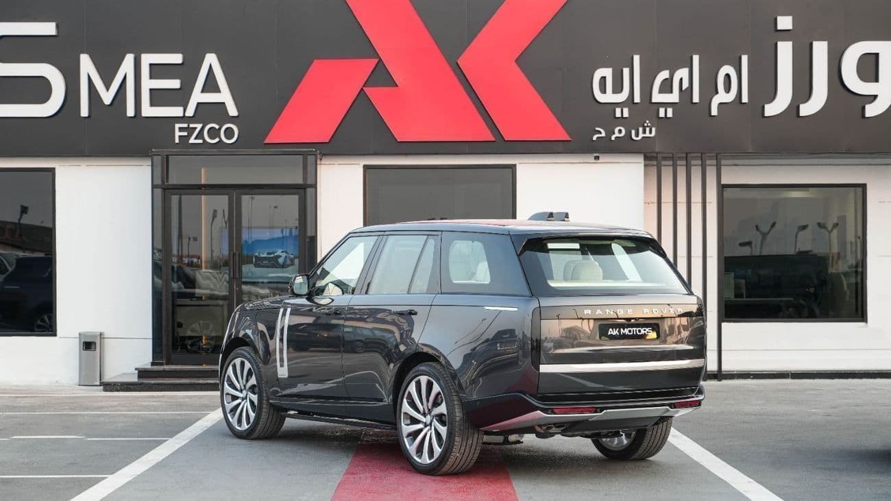 2026 Land Rover Range Rover AUTOBIOGRAPHY P530 thumbnail 6