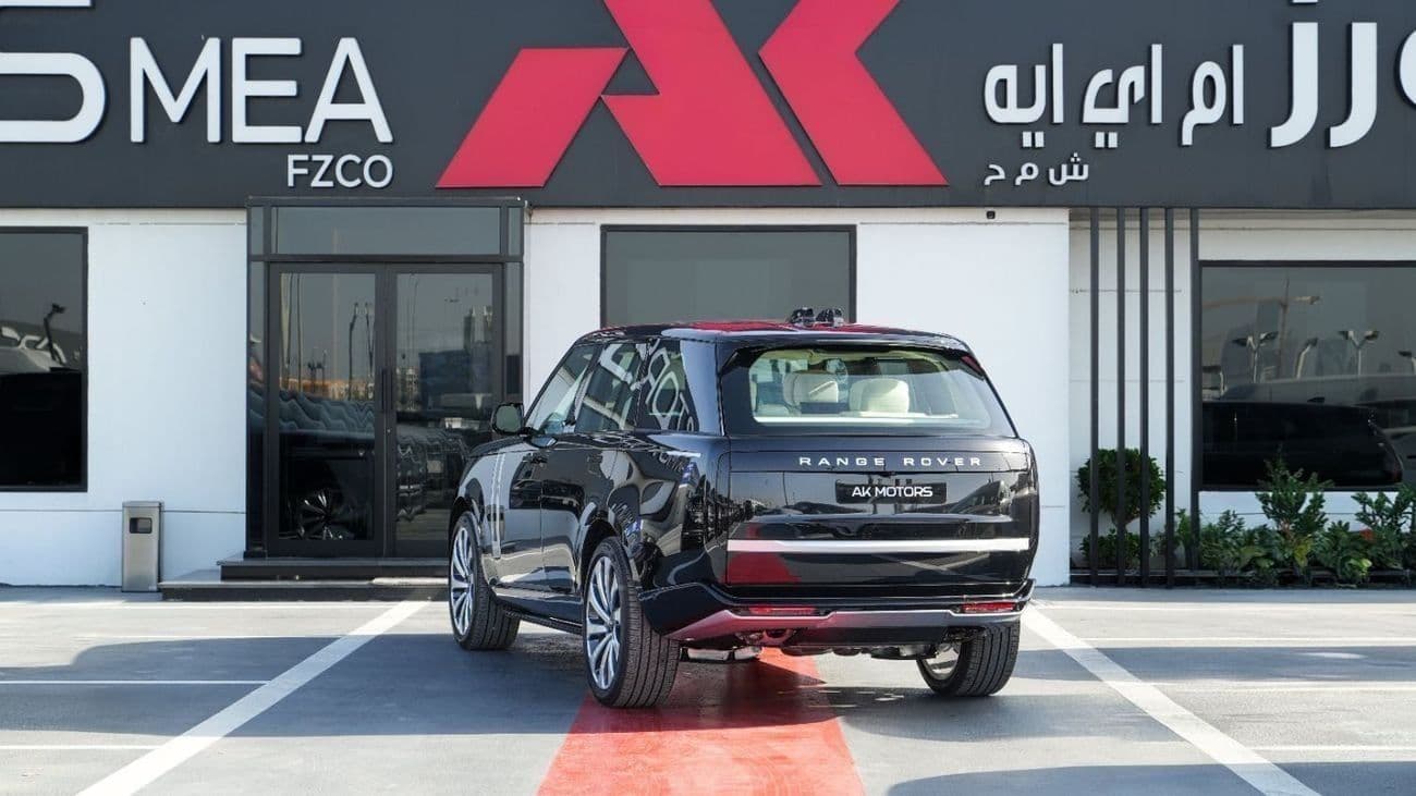 2026 Land Rover Range Rover AUTOBIOGRAPHY P530 thumbnail 4