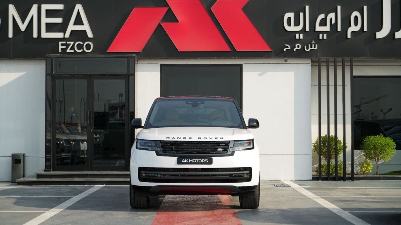 2026 Land Rover Range Rover HSE P400 thumbnail 2