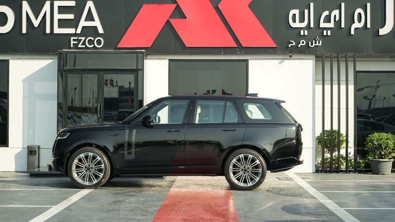 2026 Land Rover Range Rover HSE P400 thumbnail 7