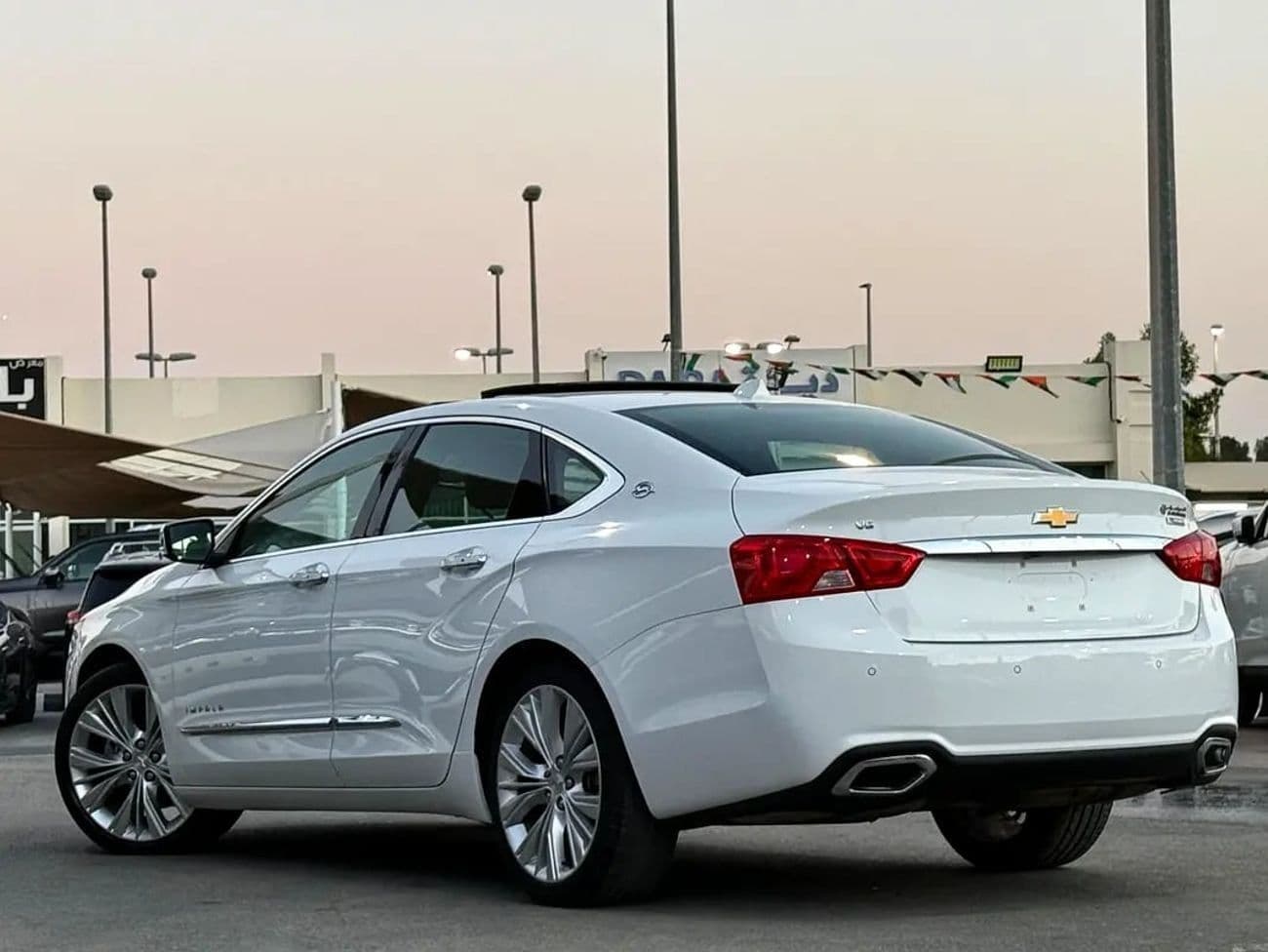 2019 Chevrolet Impala LTZ thumbnail 3
