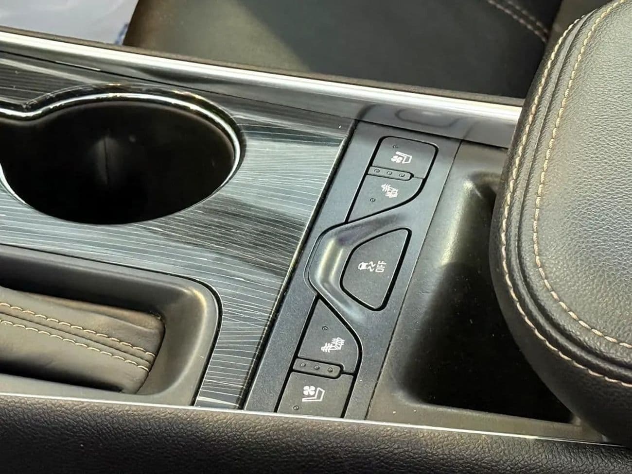 2019 Chevrolet Impala LTZ thumbnail 6