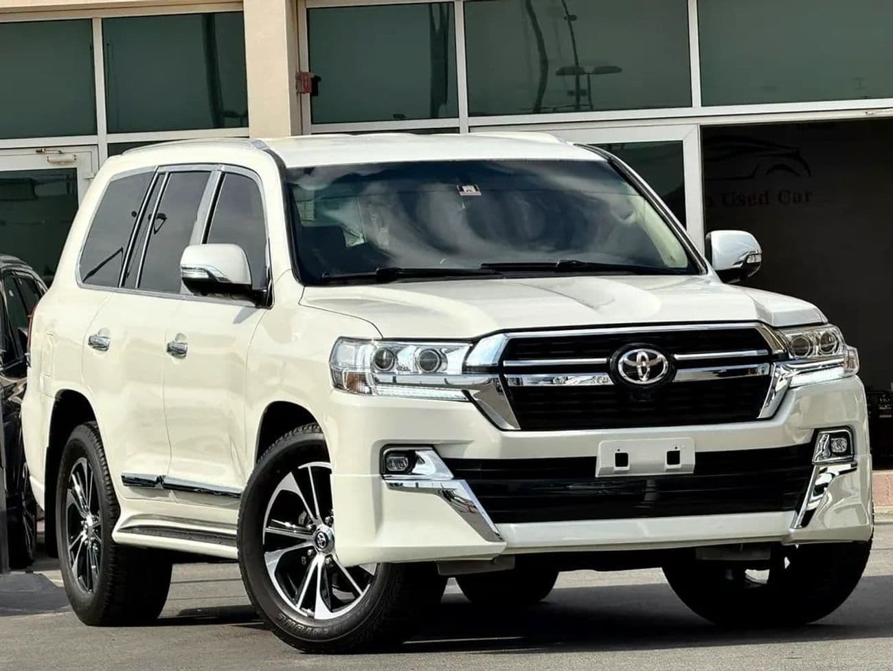 2008 Toyota Land Cruiser GXR thumbnail 2