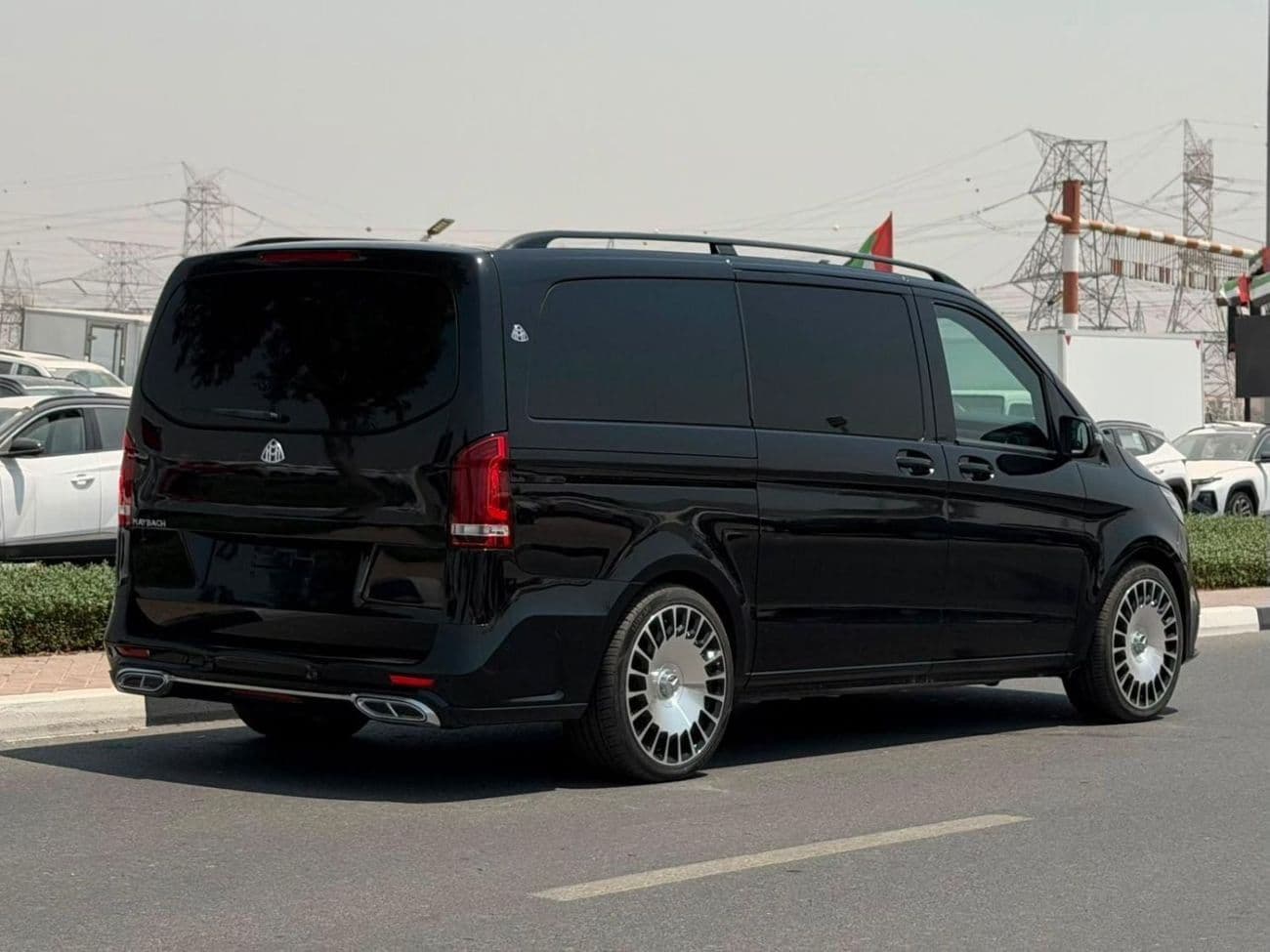2022 Mercedes Benz V 250 AVANTGARDE/E thumbnail 4