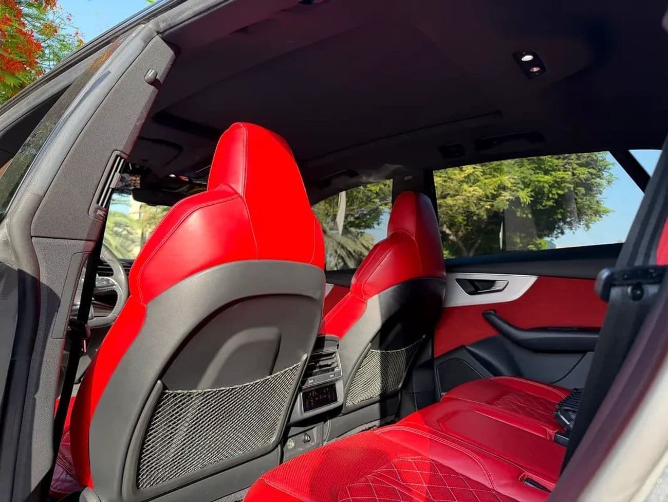2021 Audi Q8 55 TFSI thumbnail 5