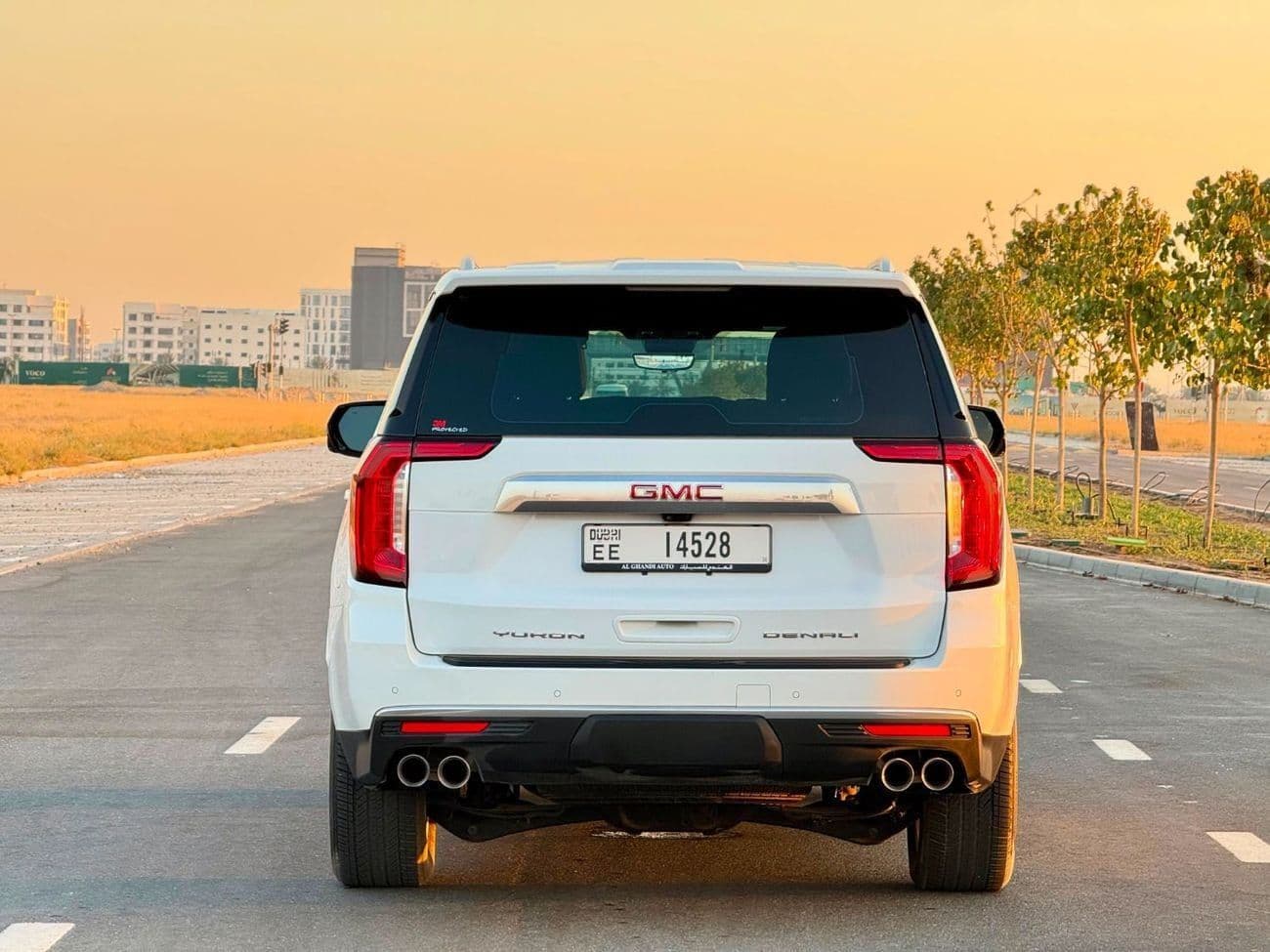 2024 GMC Yukon DENALI thumbnail 5