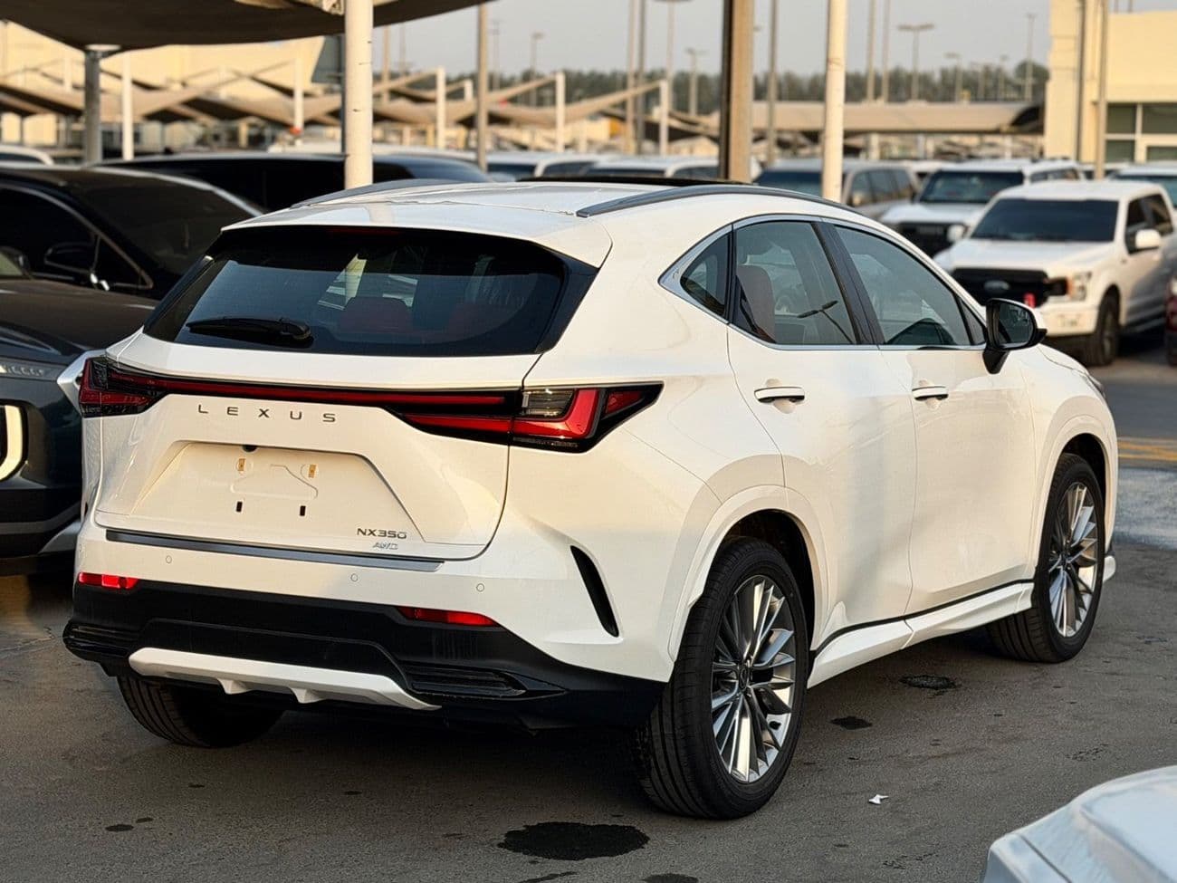 2026 Lexus NX350 PREMIER thumbnail 4