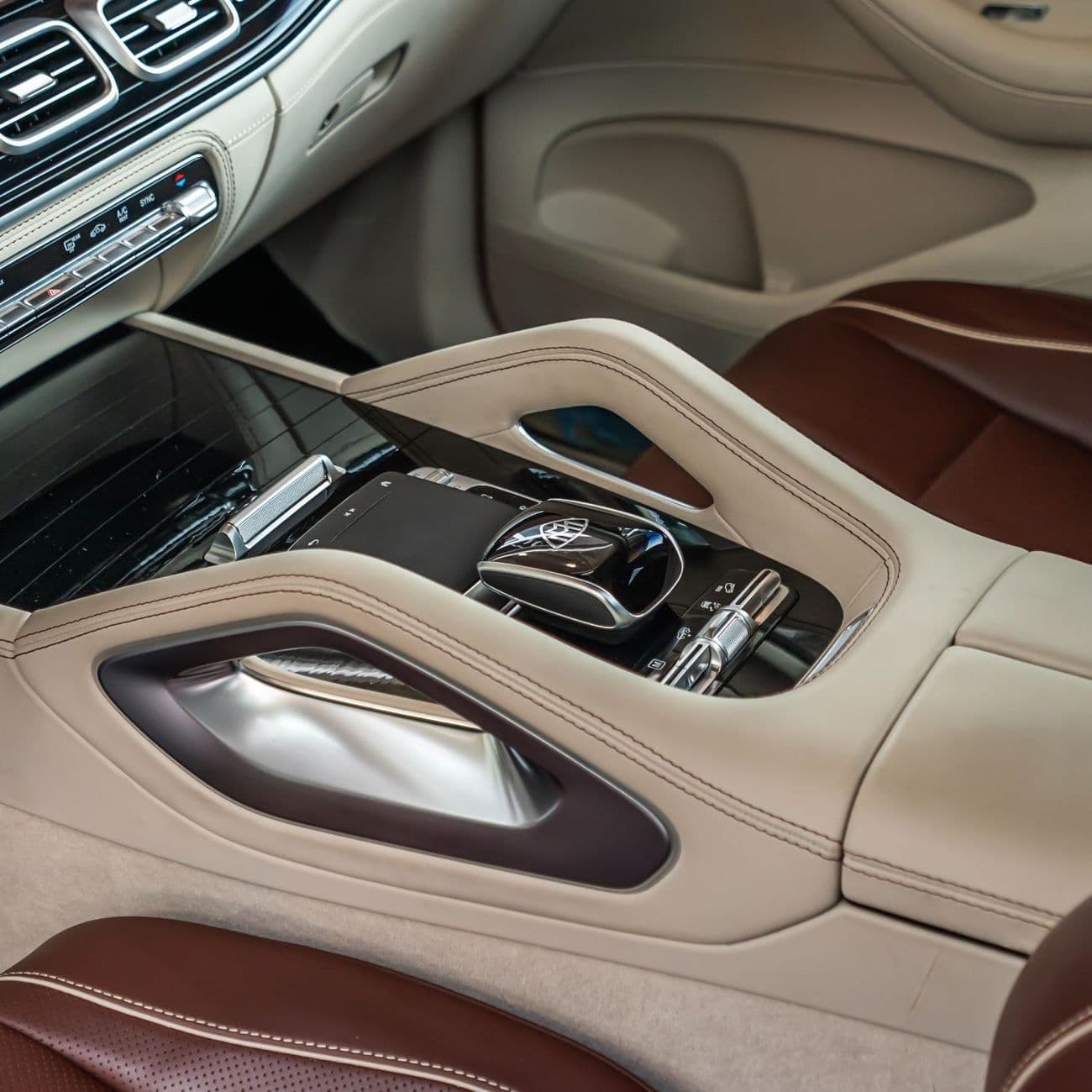 2021 Mercedes Maybach GLS600 Maybach thumbnail 8