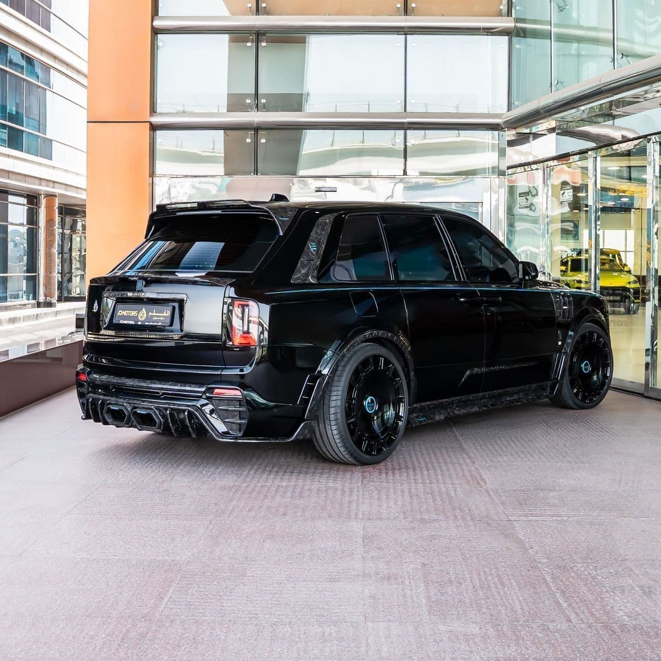 2025 Rolls Royce Cullinan thumbnail 5