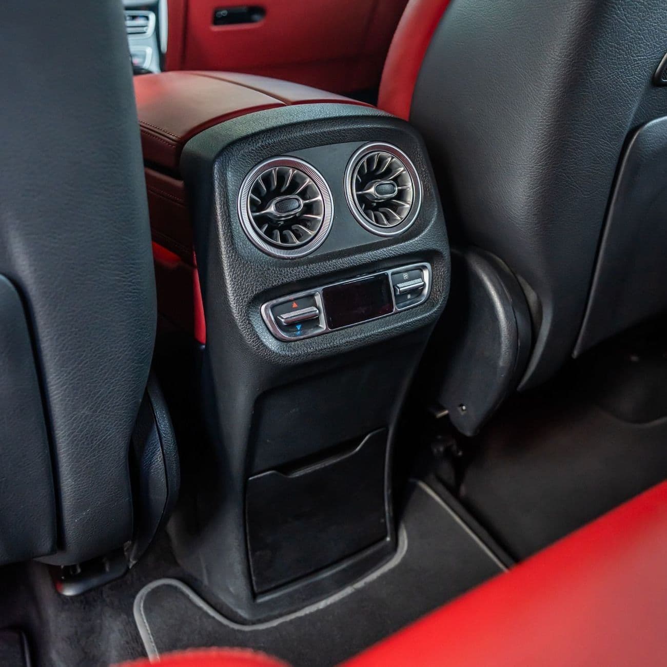2021 Mercedes Benz G63 AMG STANDARD thumbnail 7