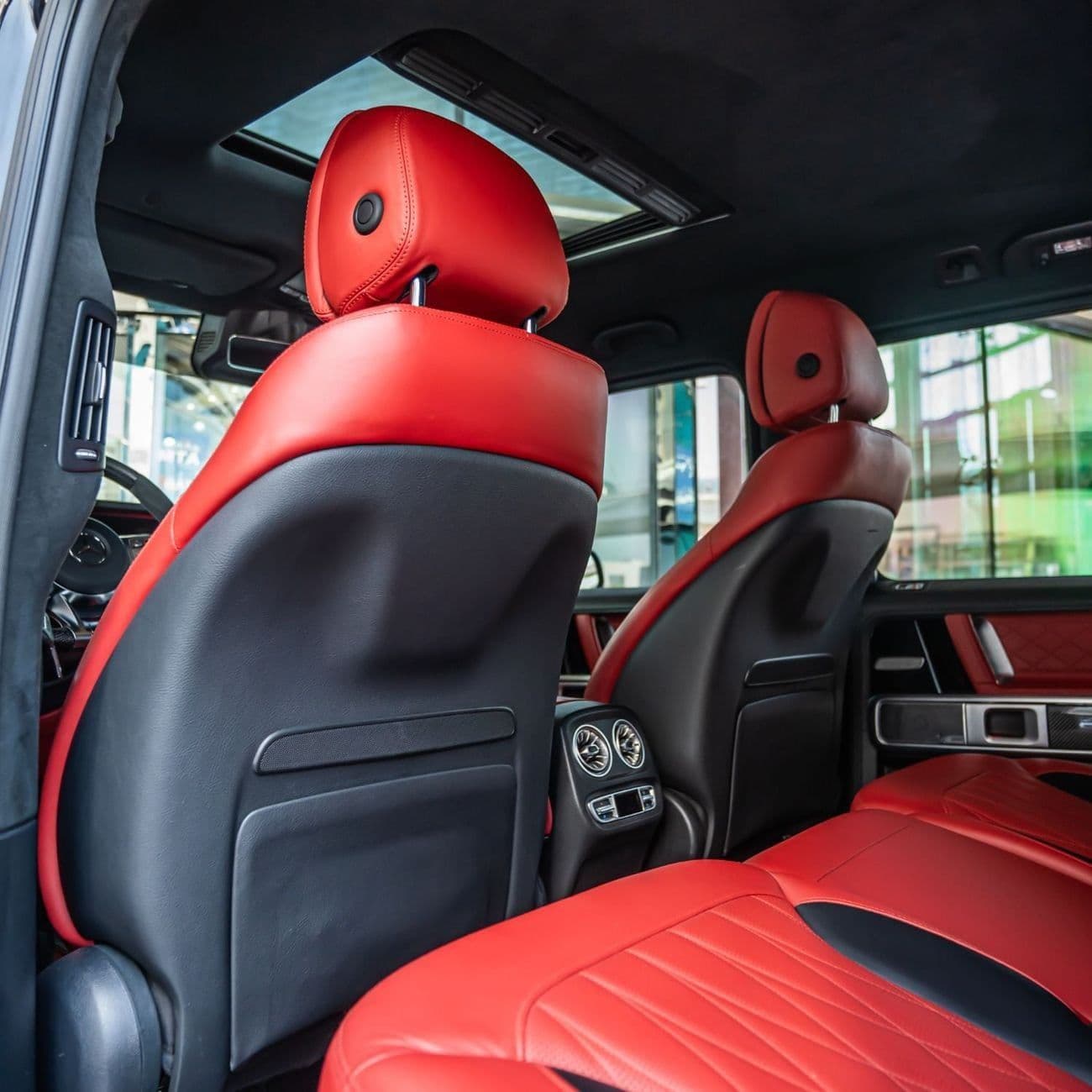 2021 Mercedes Benz G63 AMG STANDARD thumbnail 6