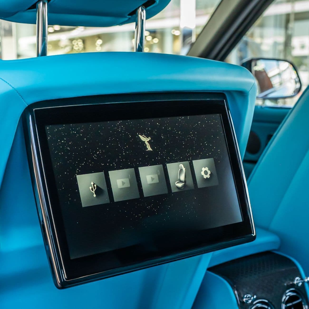 2026 Rolls Royce Cullinan BLACK BADGE thumbnail 6