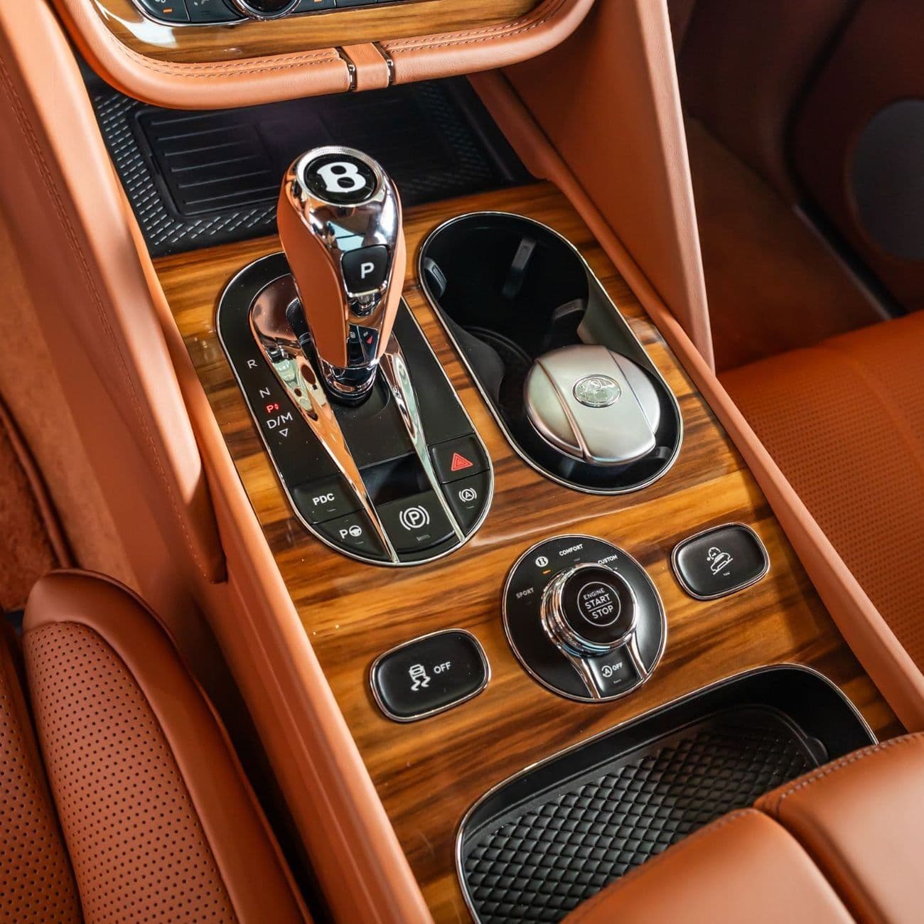 2023 Bentley Bentayga AZURE thumbnail 8