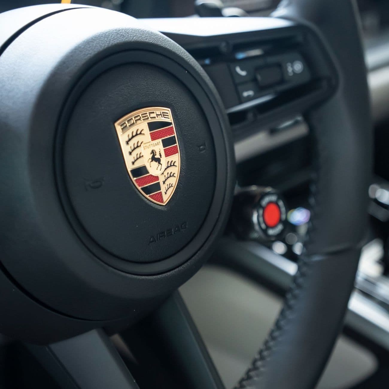 2025 Porsche 911 CARRERA thumbnail 6