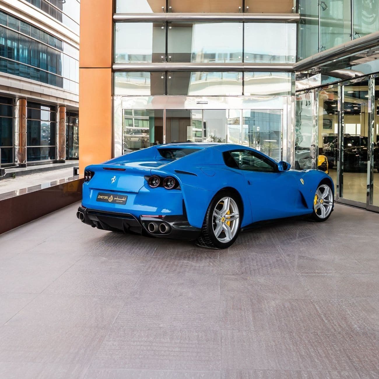 2022 Ferrari 812 GTS thumbnail 2