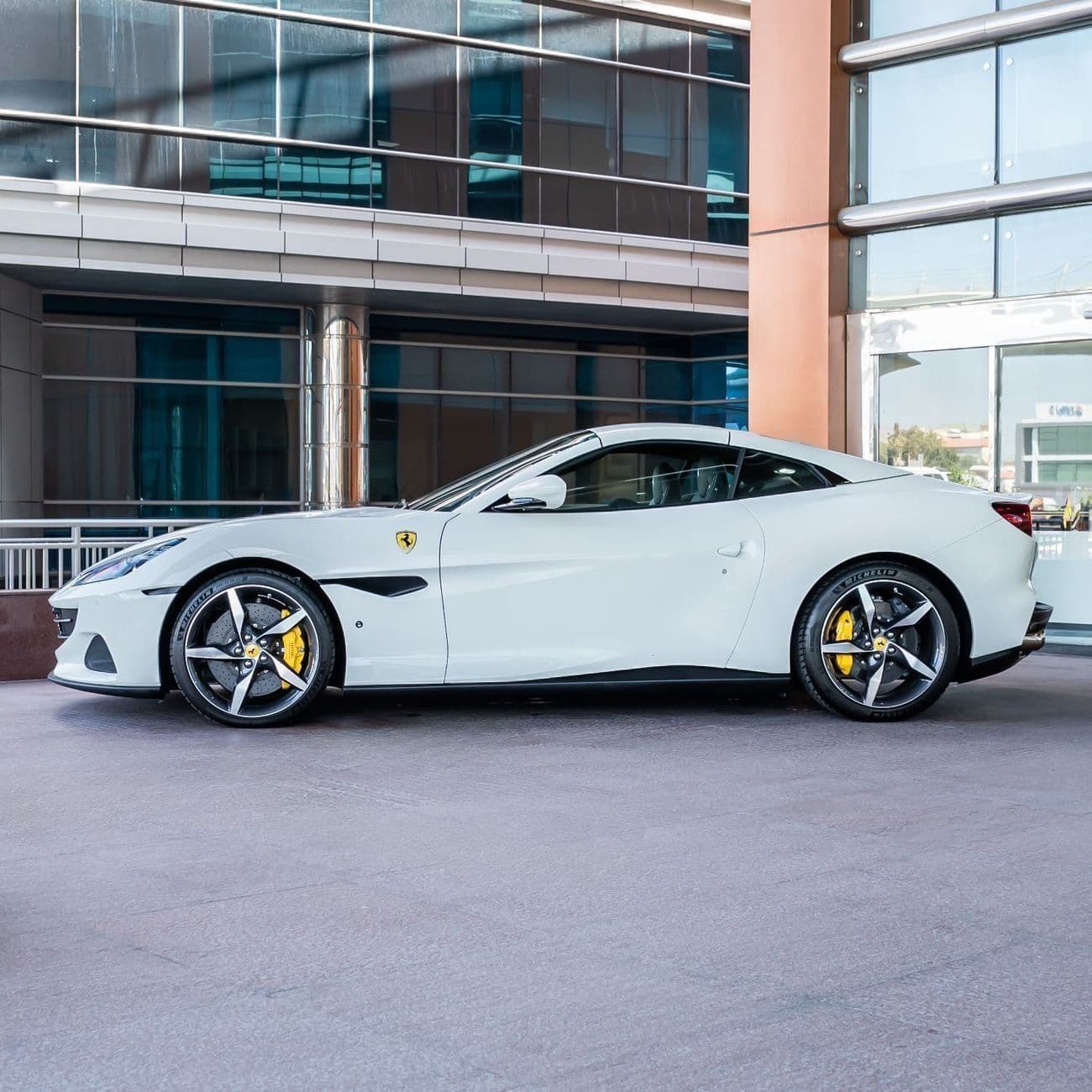 2022 Ferrari Portofino thumbnail 3