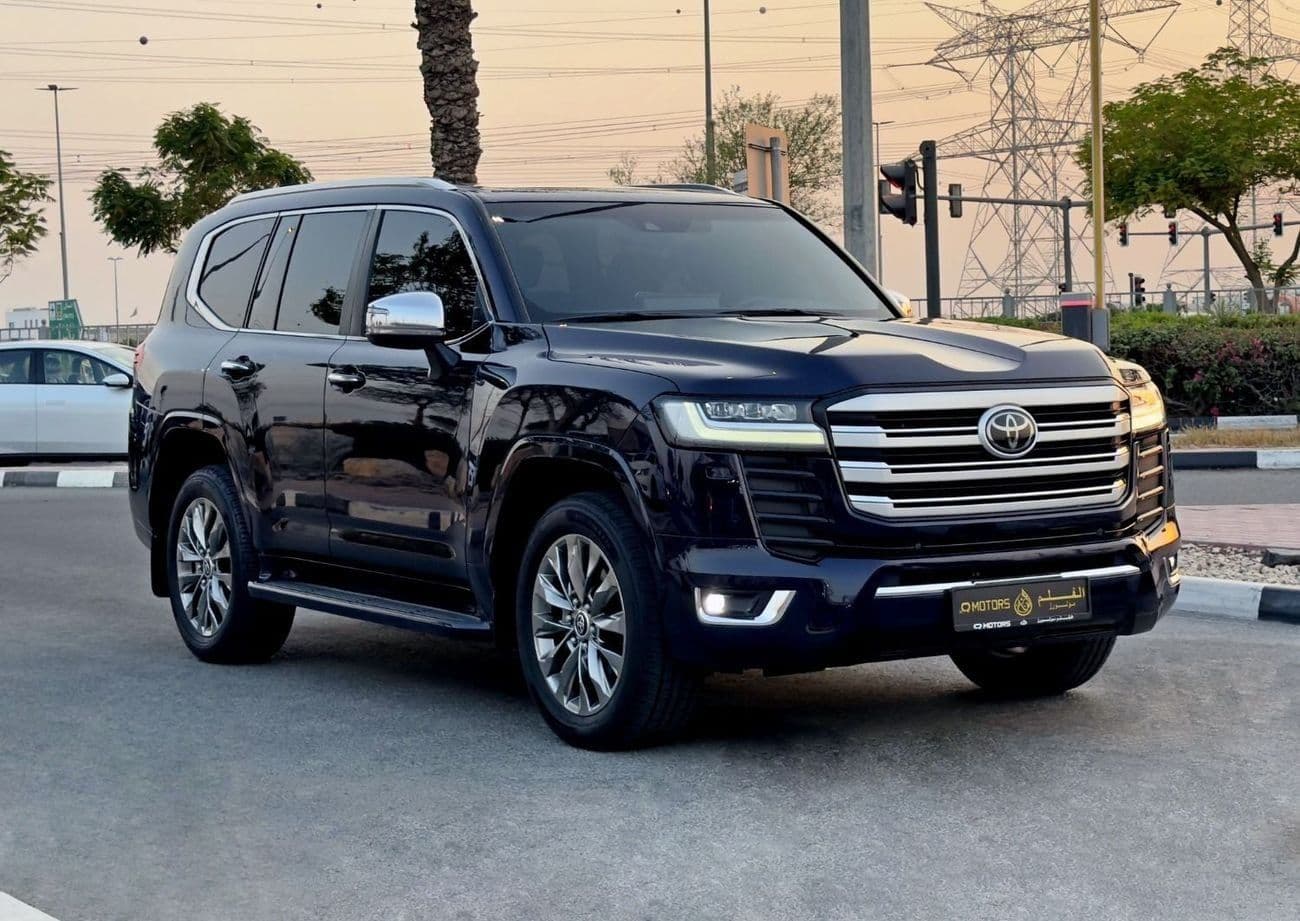 2023 Toyota Land Cruiser VXR thumbnail 3