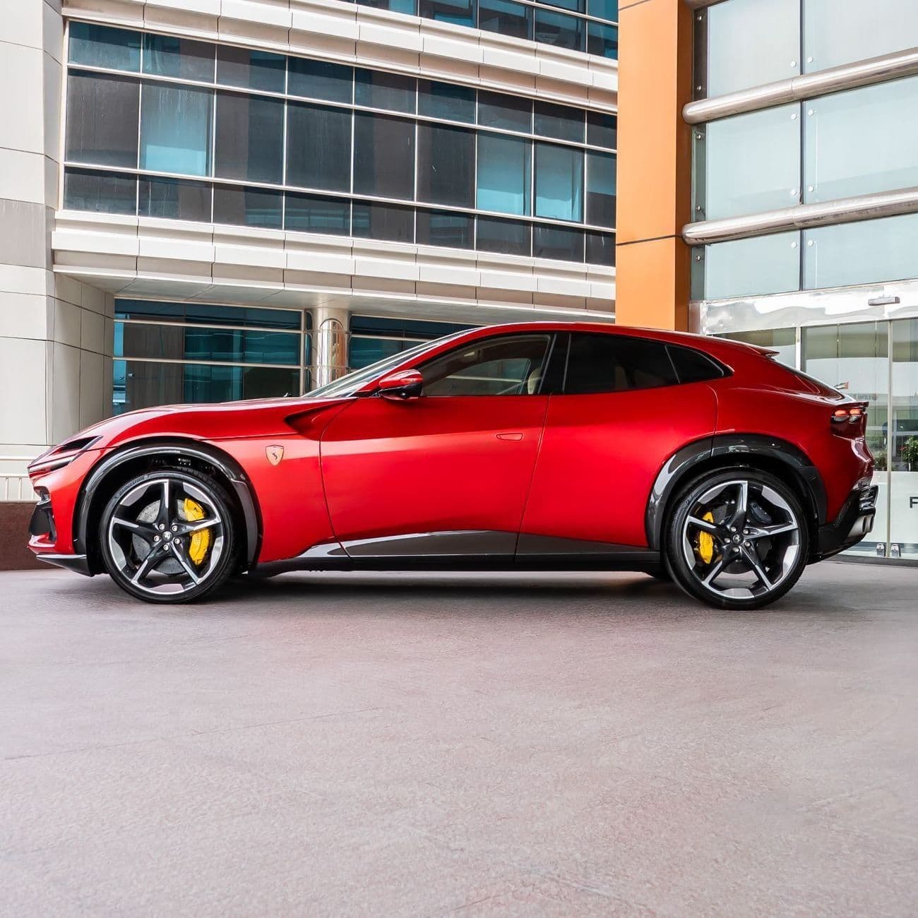 2026 Ferrari Purosangue STANDARD thumbnail 8