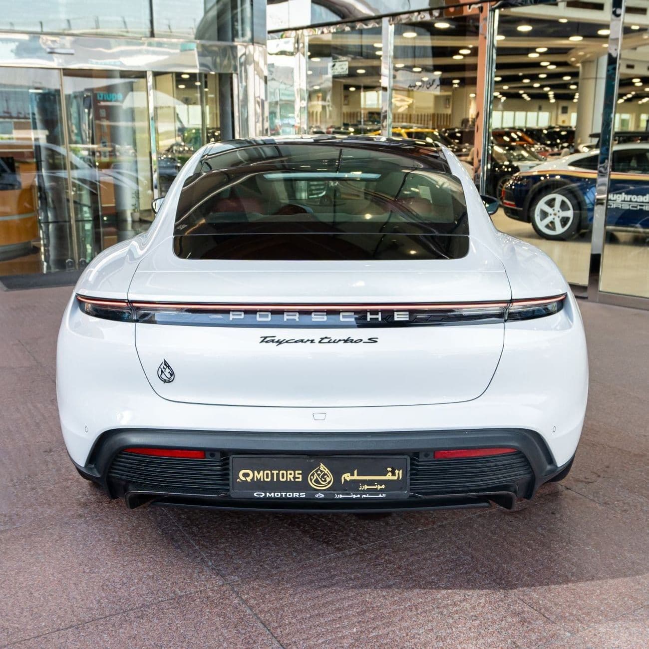 2020 Porsche Taycan TURBO thumbnail 3