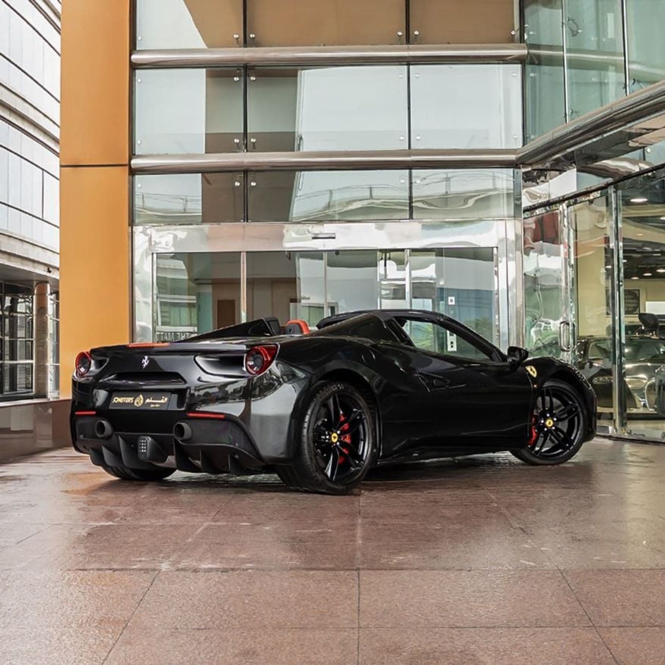 2018 Ferrari 488 Spider STANDARD thumbnail 4