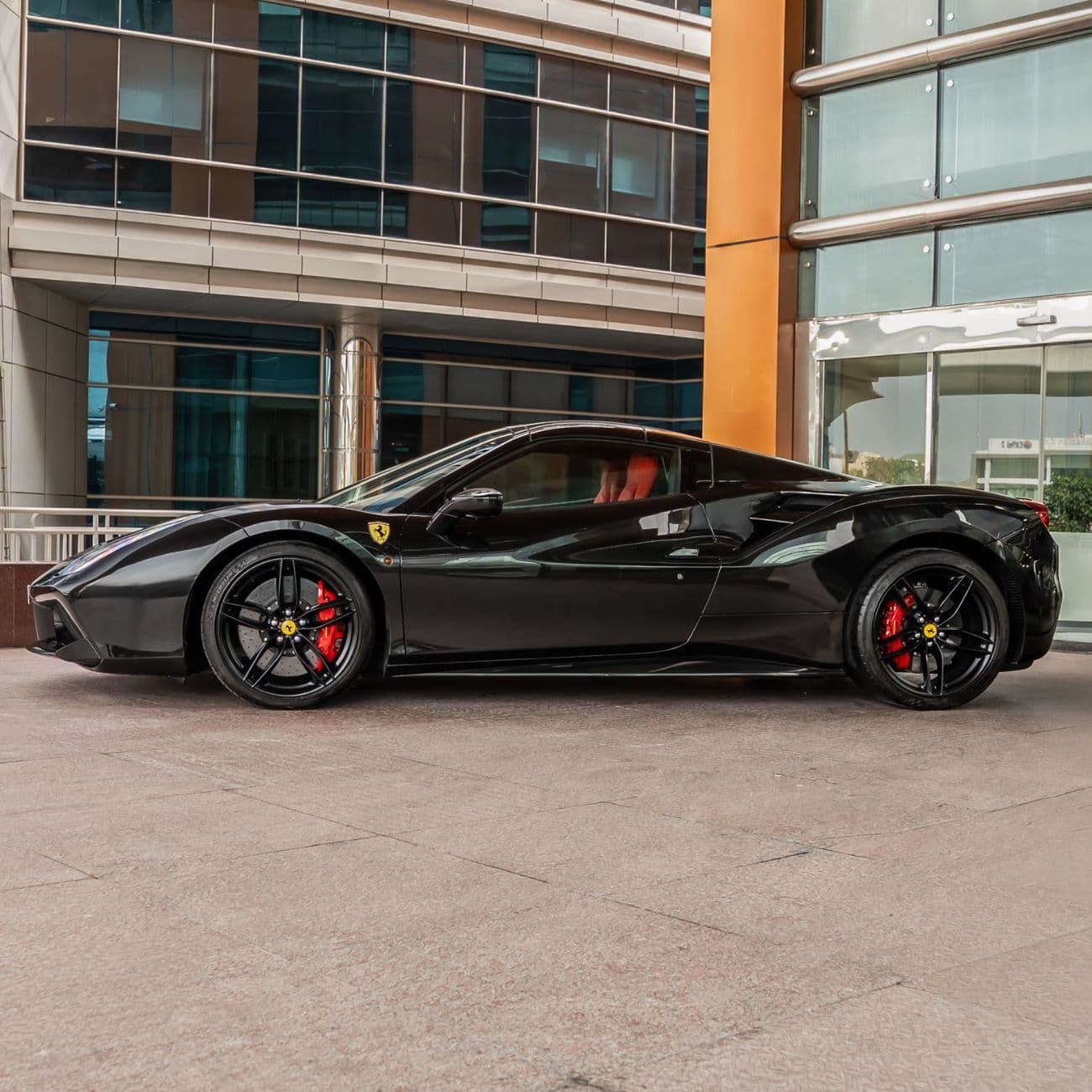 2018 Ferrari 488 Spider STANDARD thumbnail 6