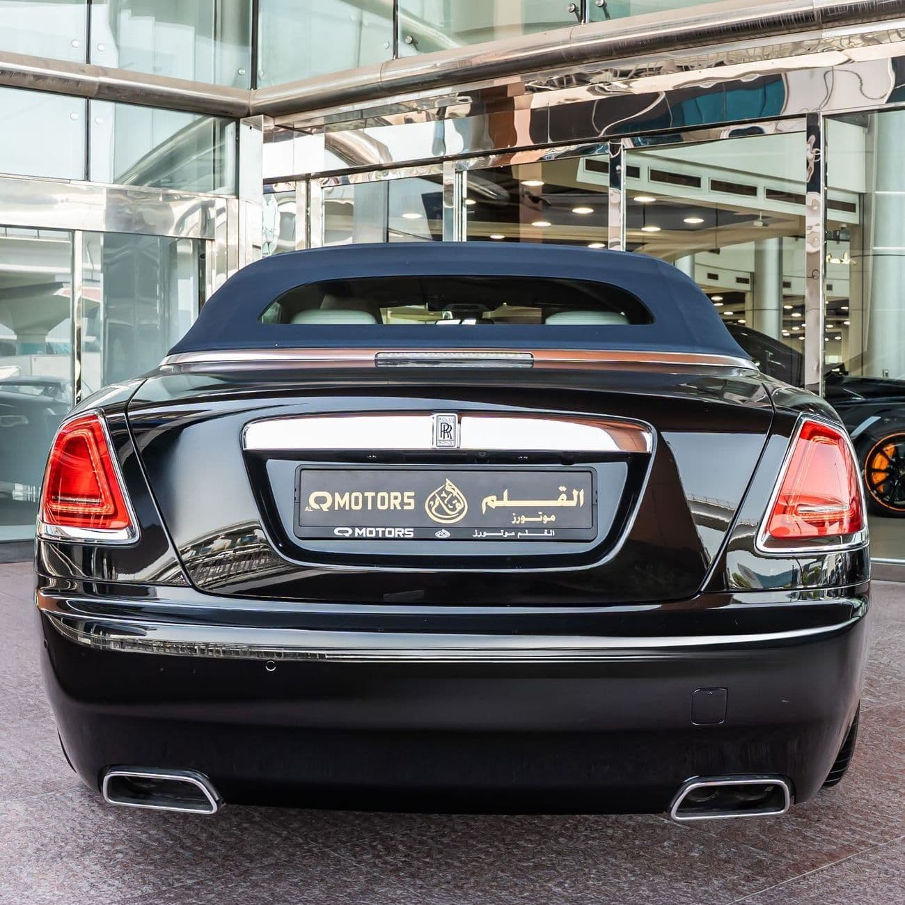 2017 Rolls Royce Dawn thumbnail 2
