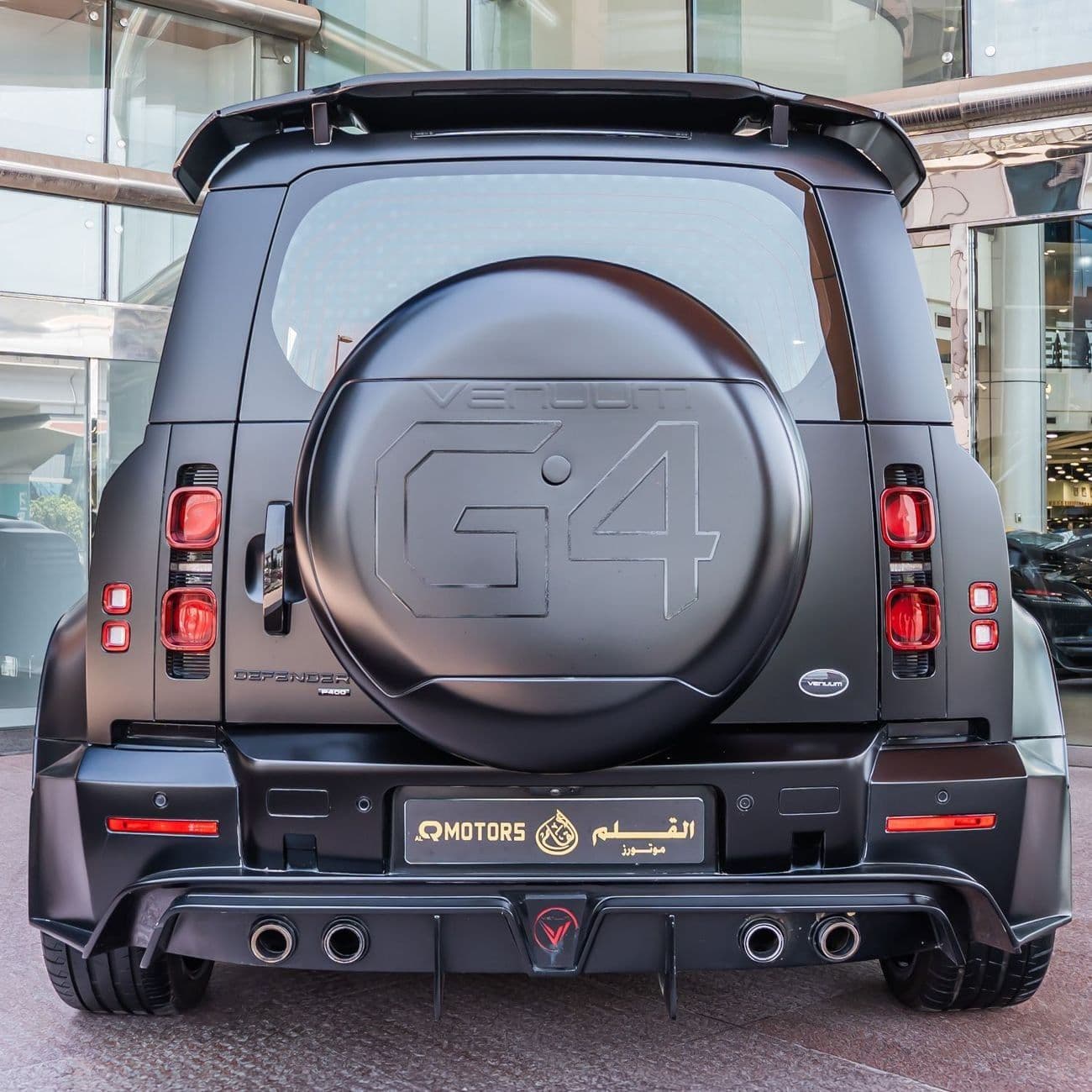 2023 Land Rover Defender 110 X P400 thumbnail 3
