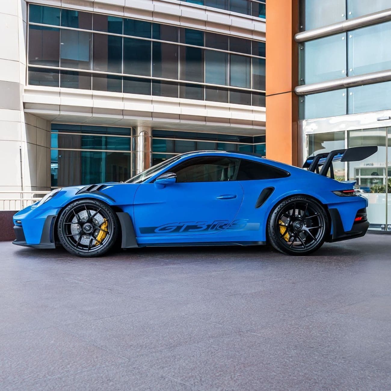 2024 Porsche 911 GT3RS thumbnail 6