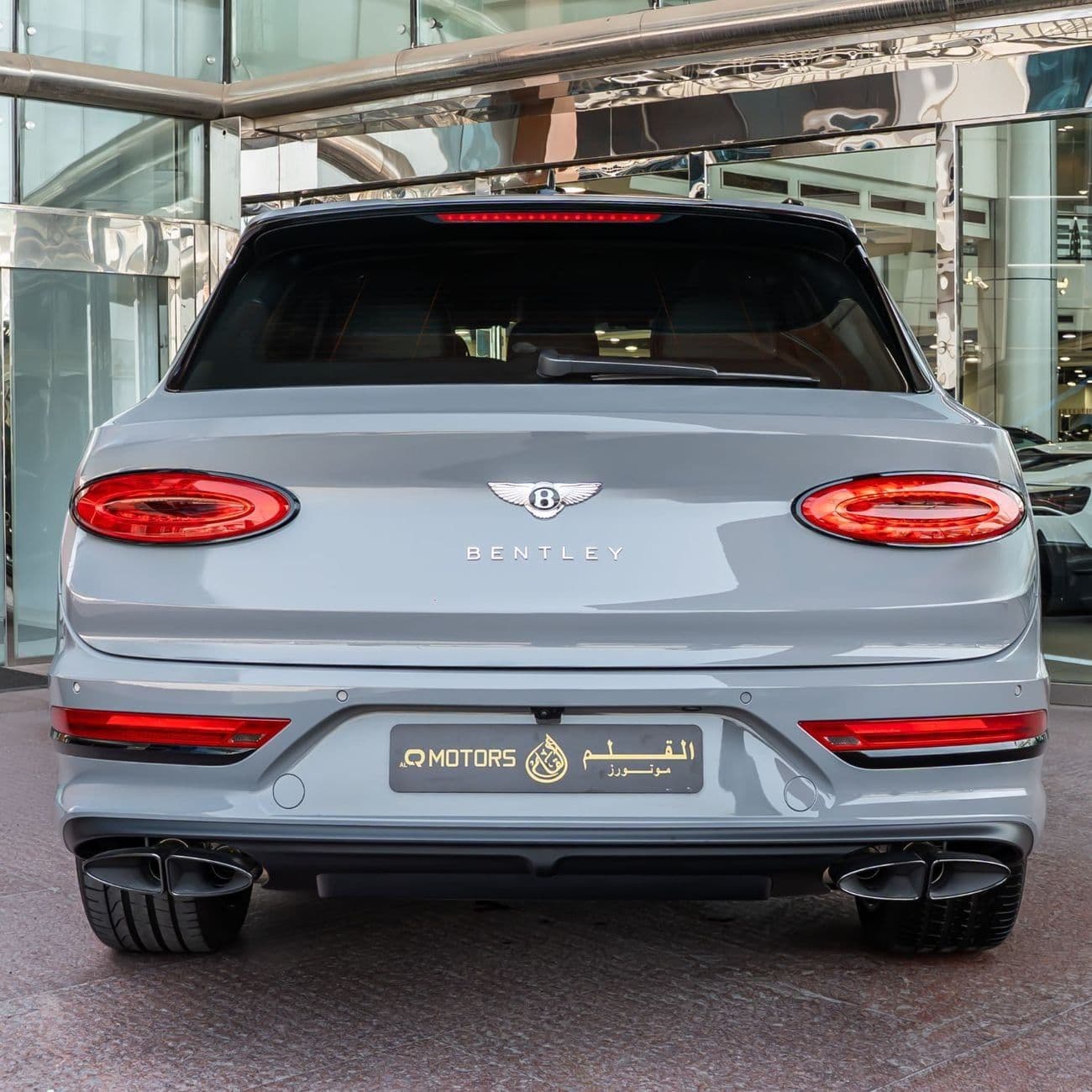2023 Bentley Bentayga S thumbnail 3