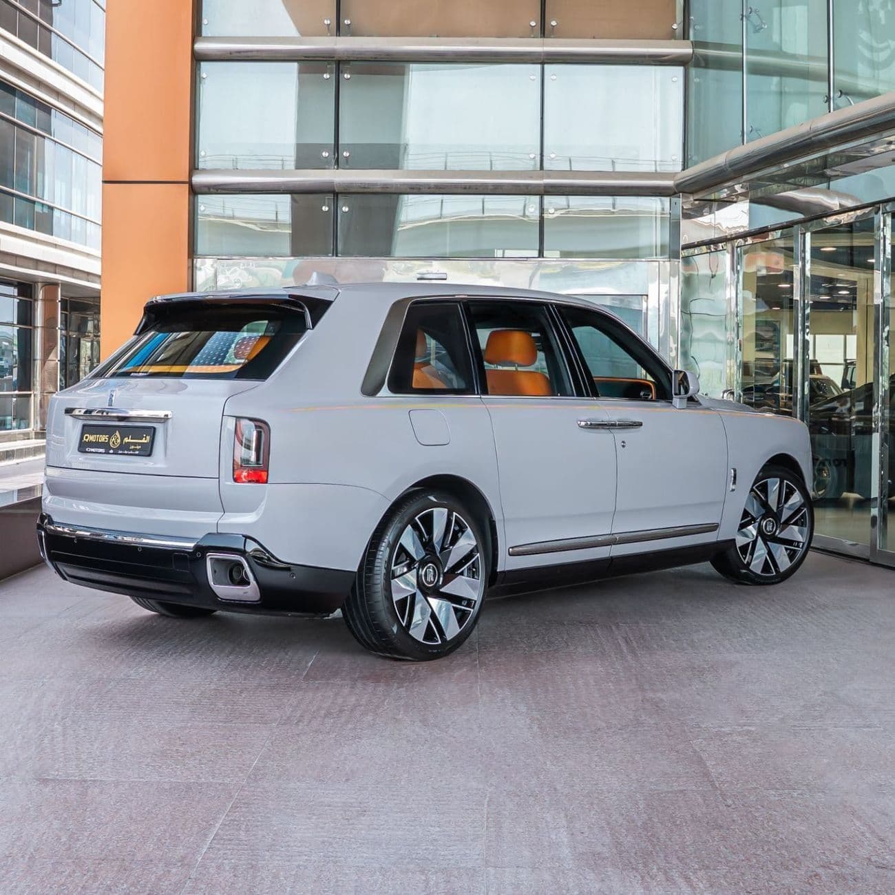 2026 Rolls Royce Cullinan SILVER BADGE thumbnail 2