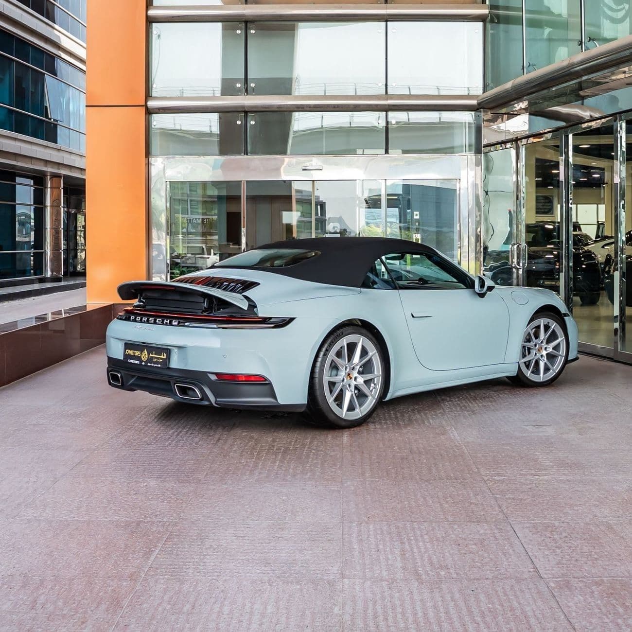 2025 Porsche 911 CARRERA thumbnail 4
