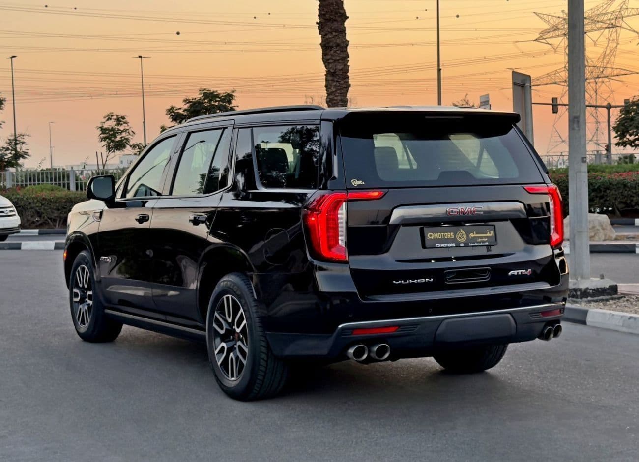 2022 GMC Yukon AT4 thumbnail 7