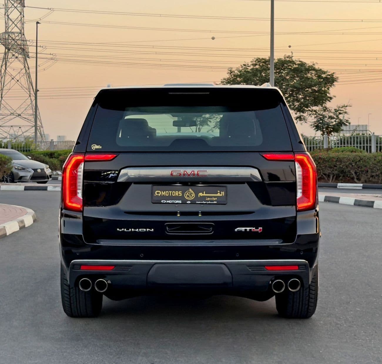 2022 GMC Yukon AT4 thumbnail 5